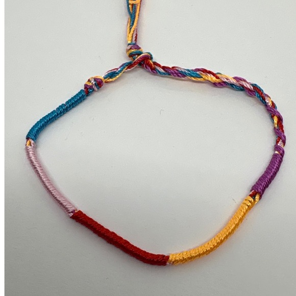 Friendship Bracelet Colorful Braided String Bracelet Adjustable Handmade - Picture 4 of 5